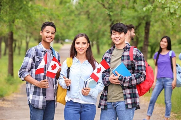 diem-qua-top-10-nganh-hoc-co-gia-tri-nhat-tai-canada